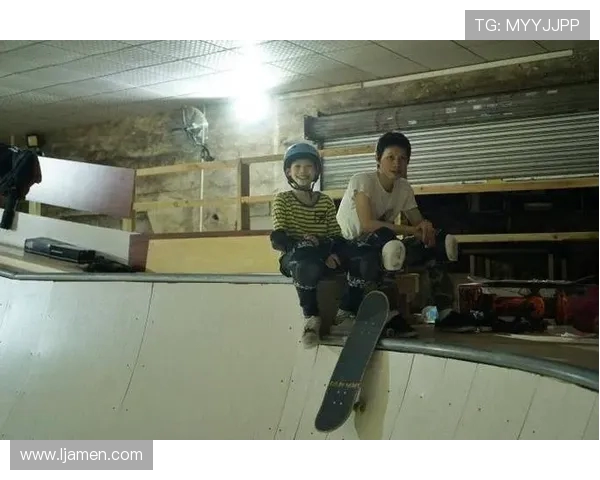 张秀英专访：揭秘滑板运动背后的成功秘诀与成长故事